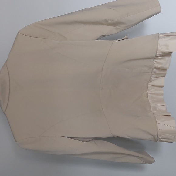 Iris Blazer - Picture 4 of 8